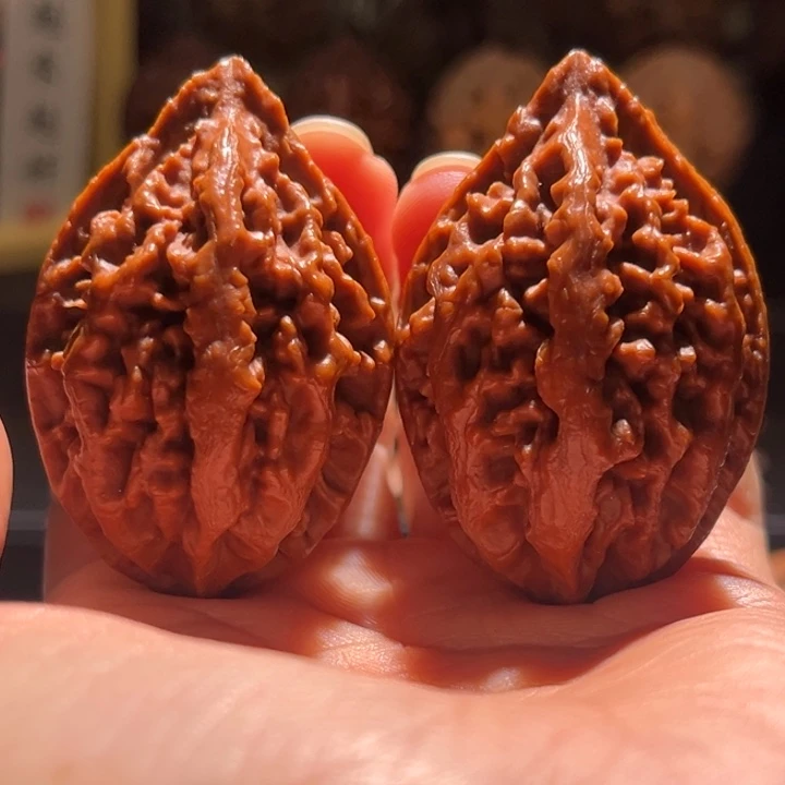 文玩核桃吊坠玄甲军90