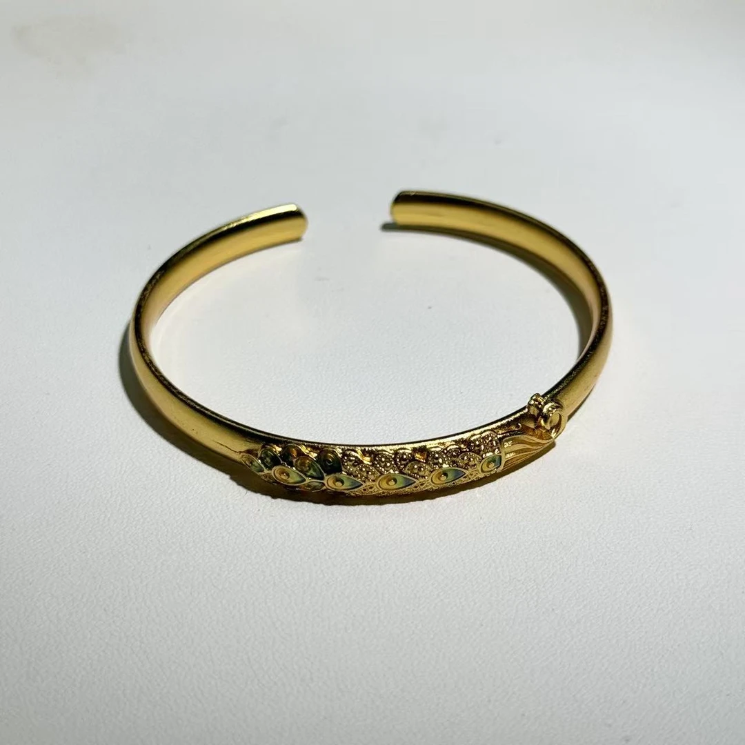 SS轻奢精美手镯J36