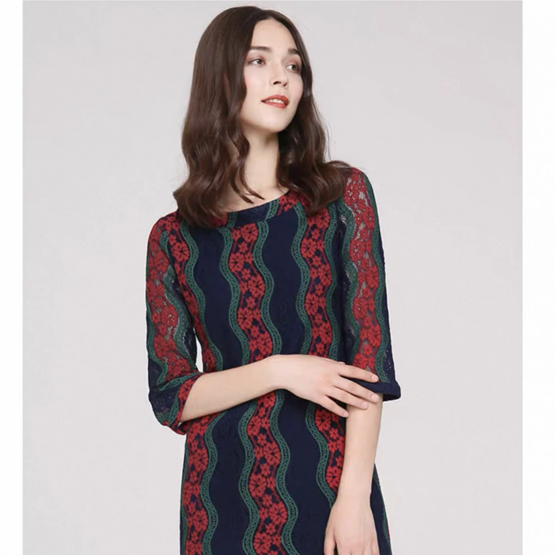 妙采春季时尚圆领显瘦直筒条纹气质优雅连衣裙