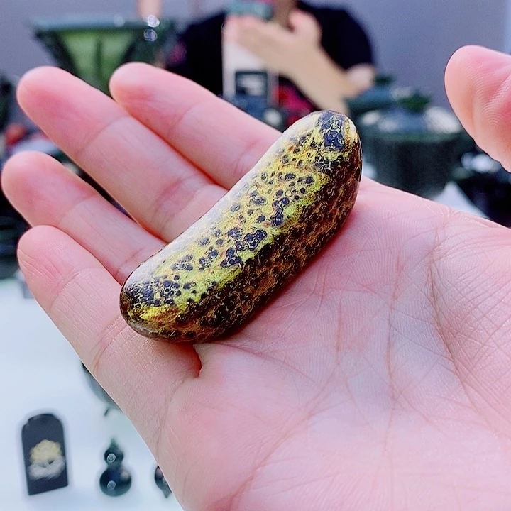 和田玉（青玉）未镶嵌把件