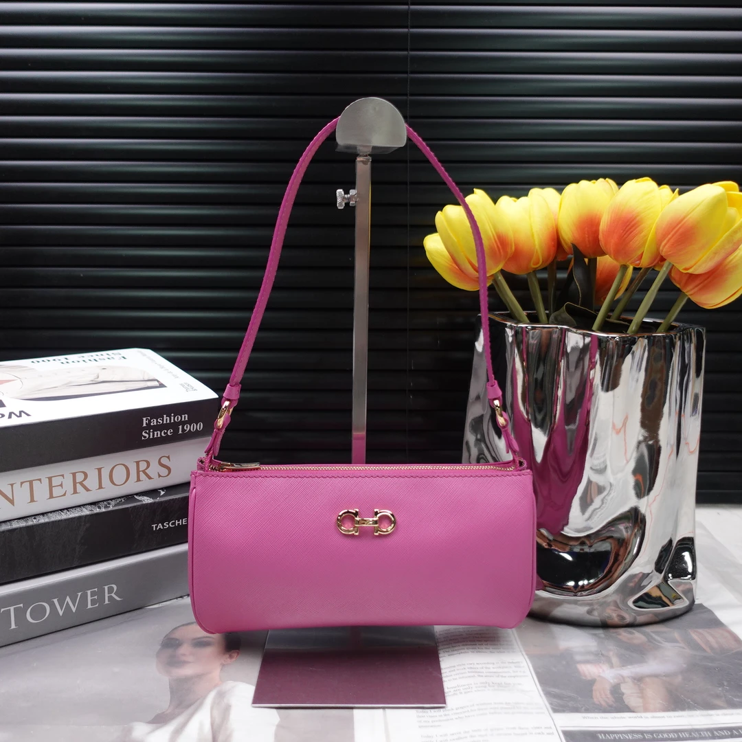 95新 FERRAGAMO/菲拉格慕 单肩包/T10265412