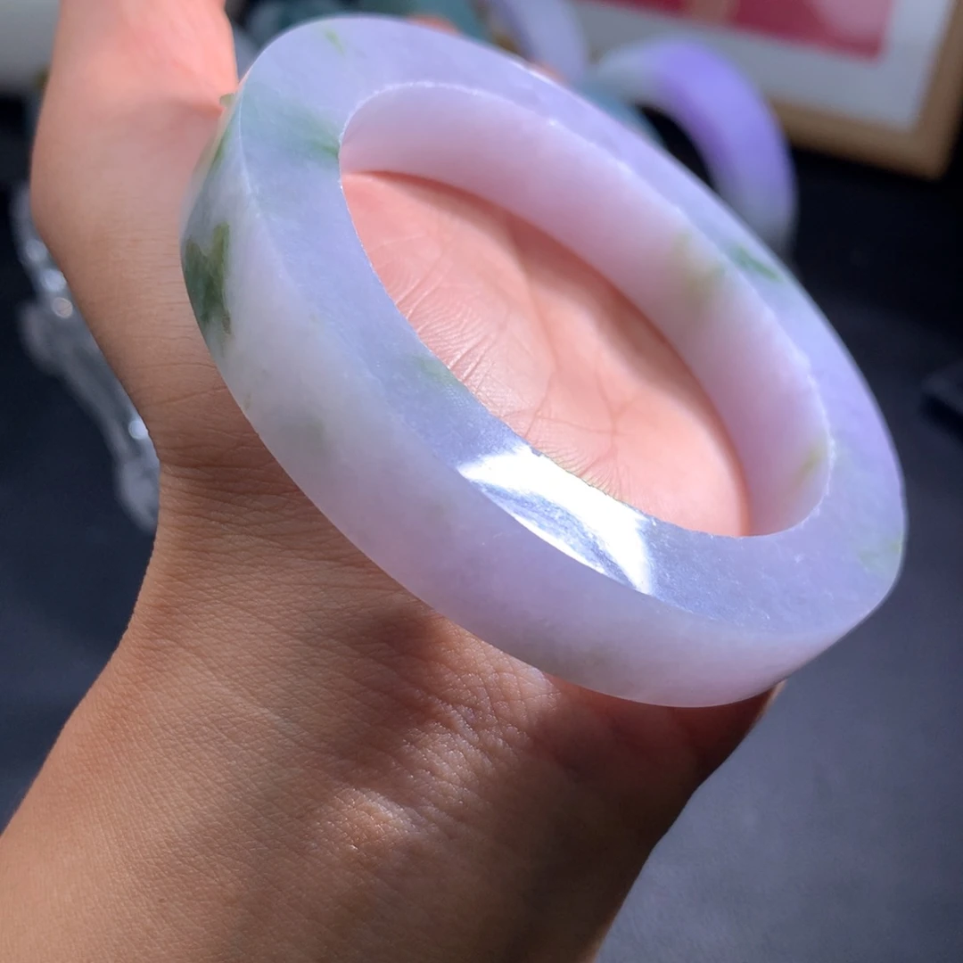 未镶嵌翡翠手镯定制翡翠