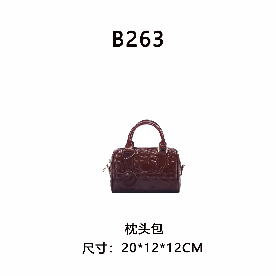 【B263】枕头包（尺寸20*12*12CM）新款女包红色