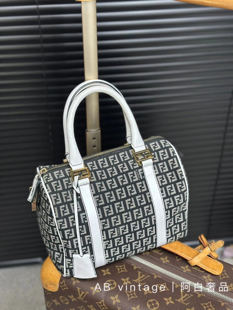 95新 FENDI/芬迪 阿白奢品/芬迪 老花波士顿单肩包
