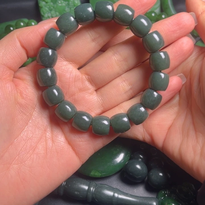 和田玉未镶嵌珠宝奇石