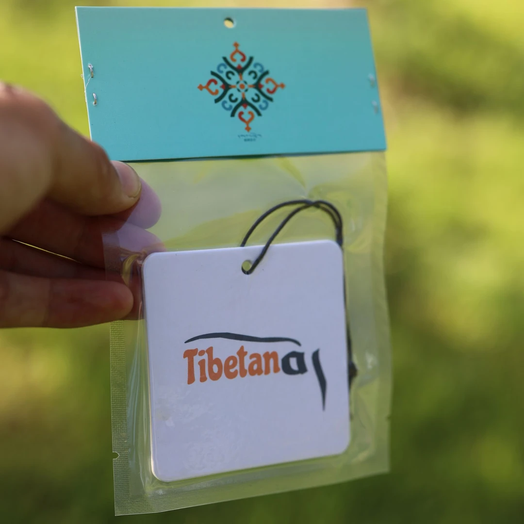 清新藏式原创车载香薰片，换发香氛魅力