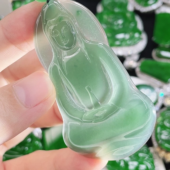 翡翠未镶嵌颈饰06