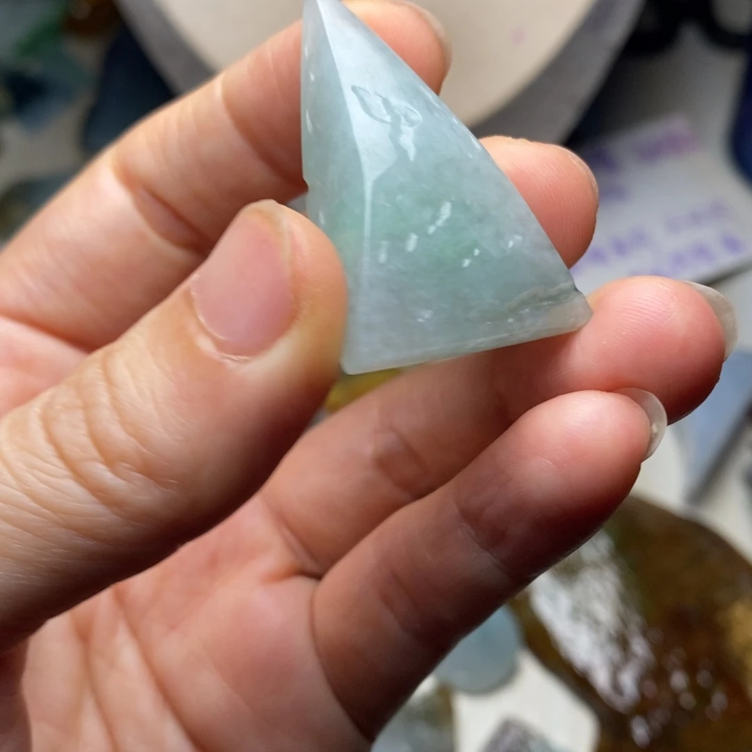 翡翠未镶嵌颈饰天然