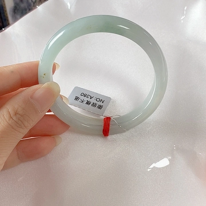 翡翠未镶嵌手镯手镯