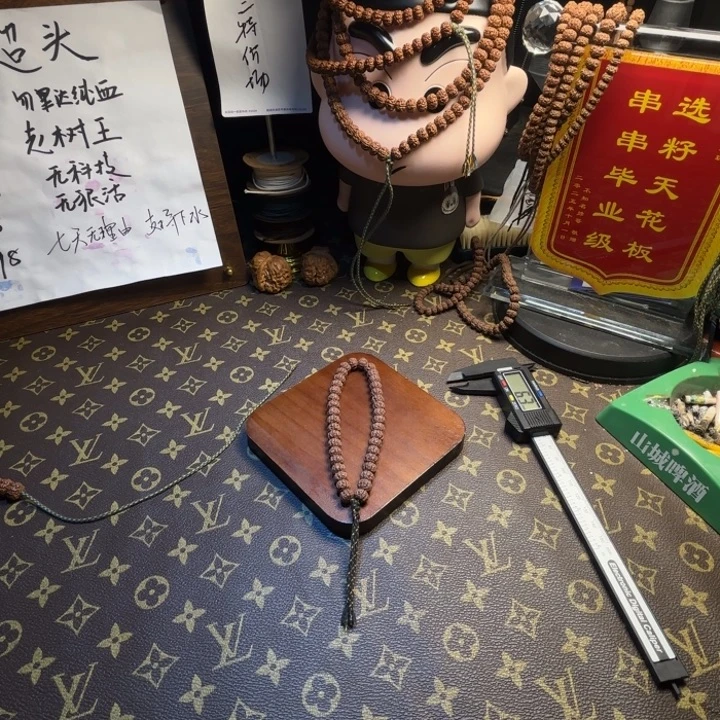 “***天吊坠金刚菩提纯血老树王1号