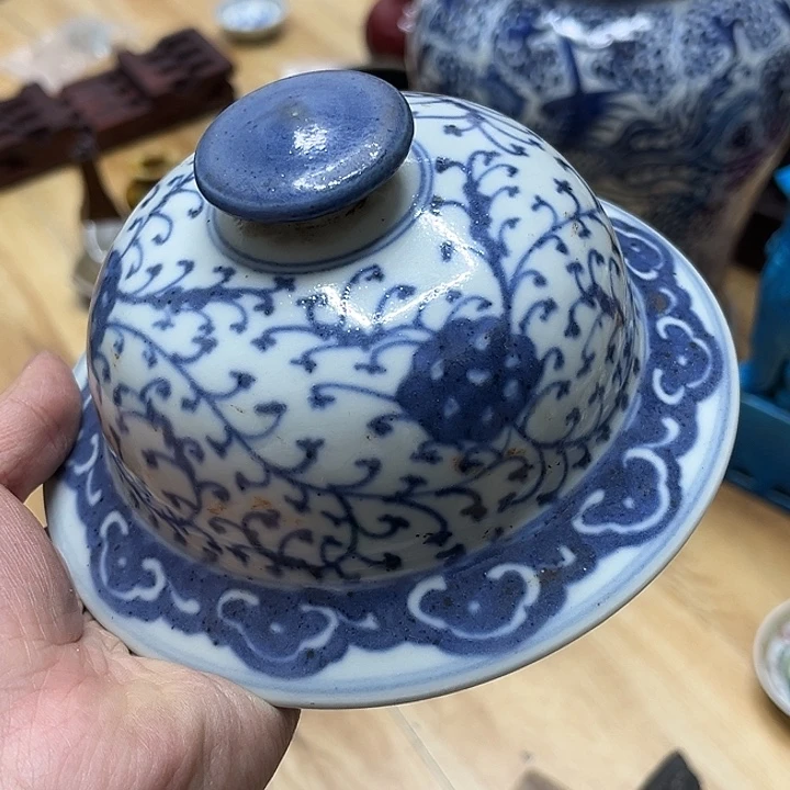 通***轩瓷片精美的陶瓷摆件……