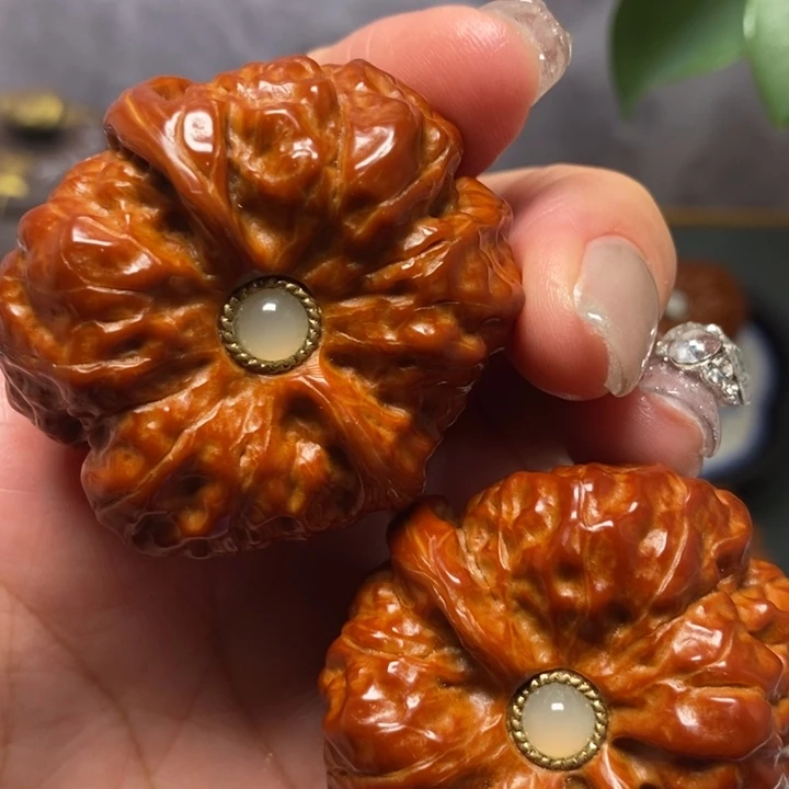 文玩核桃把件45尺哇哇