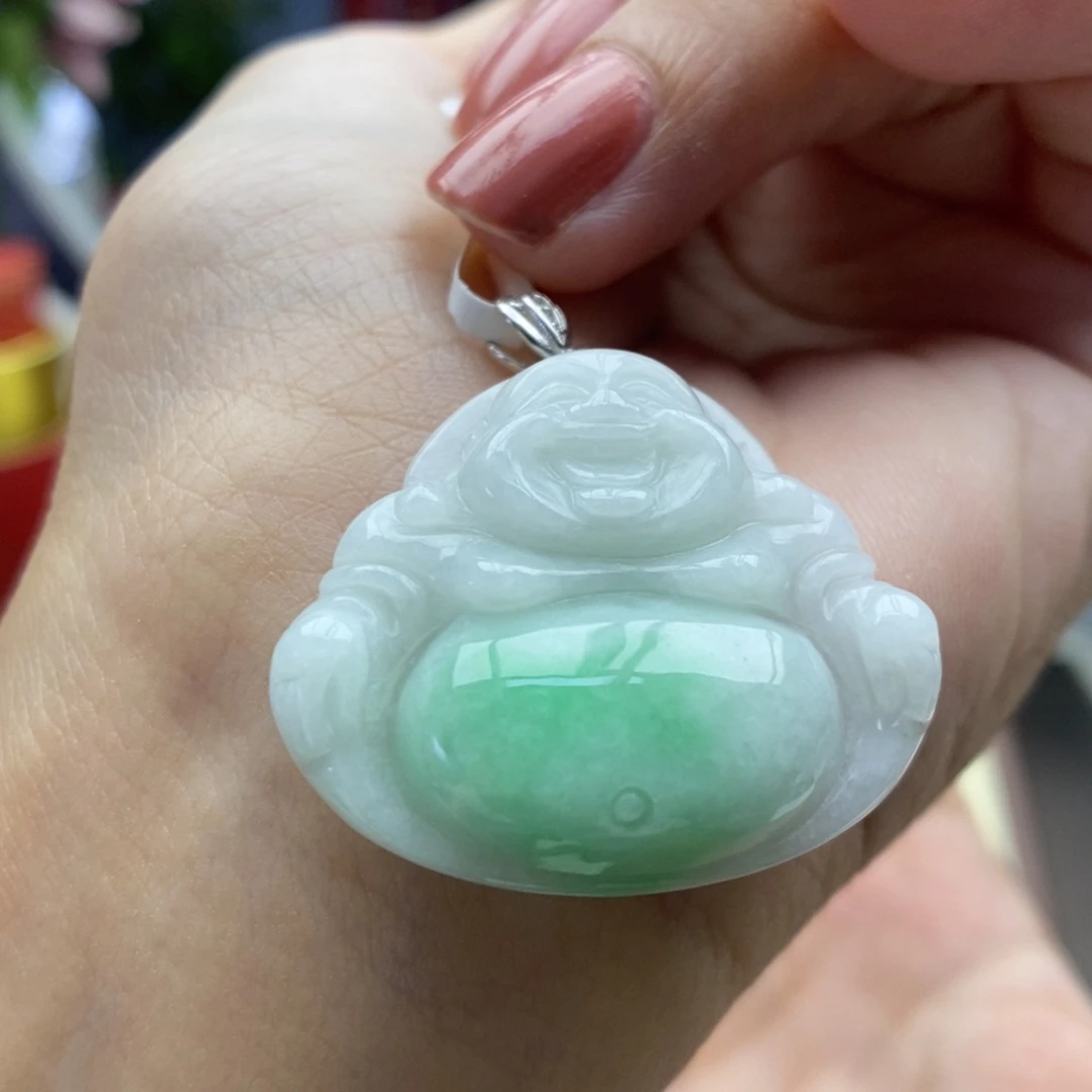 翡翠18K金镶嵌颈饰吊坠32