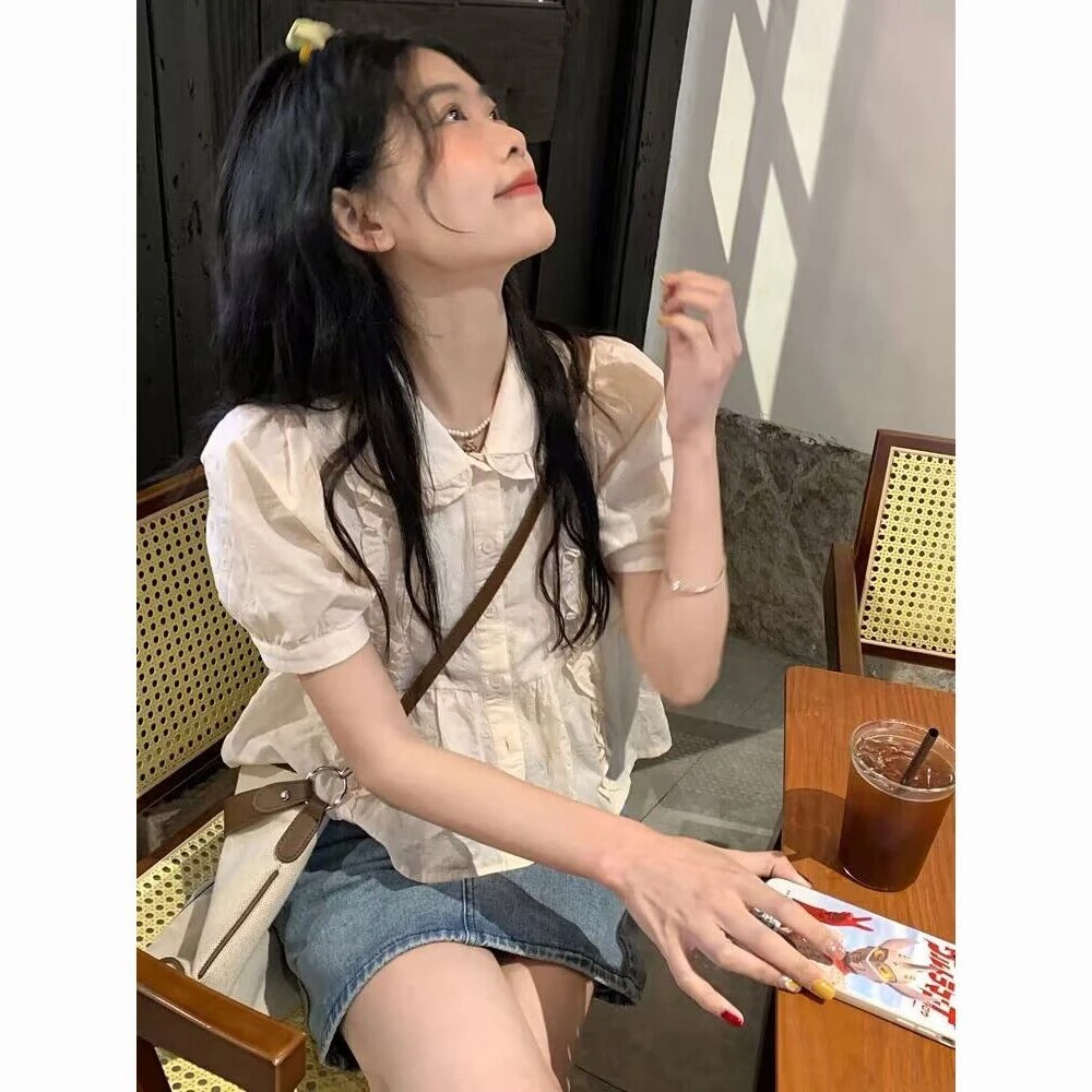 韩系短袖衬衫女夏季2025年新款甜美减龄木耳边宽松显瘦娃娃领上衣