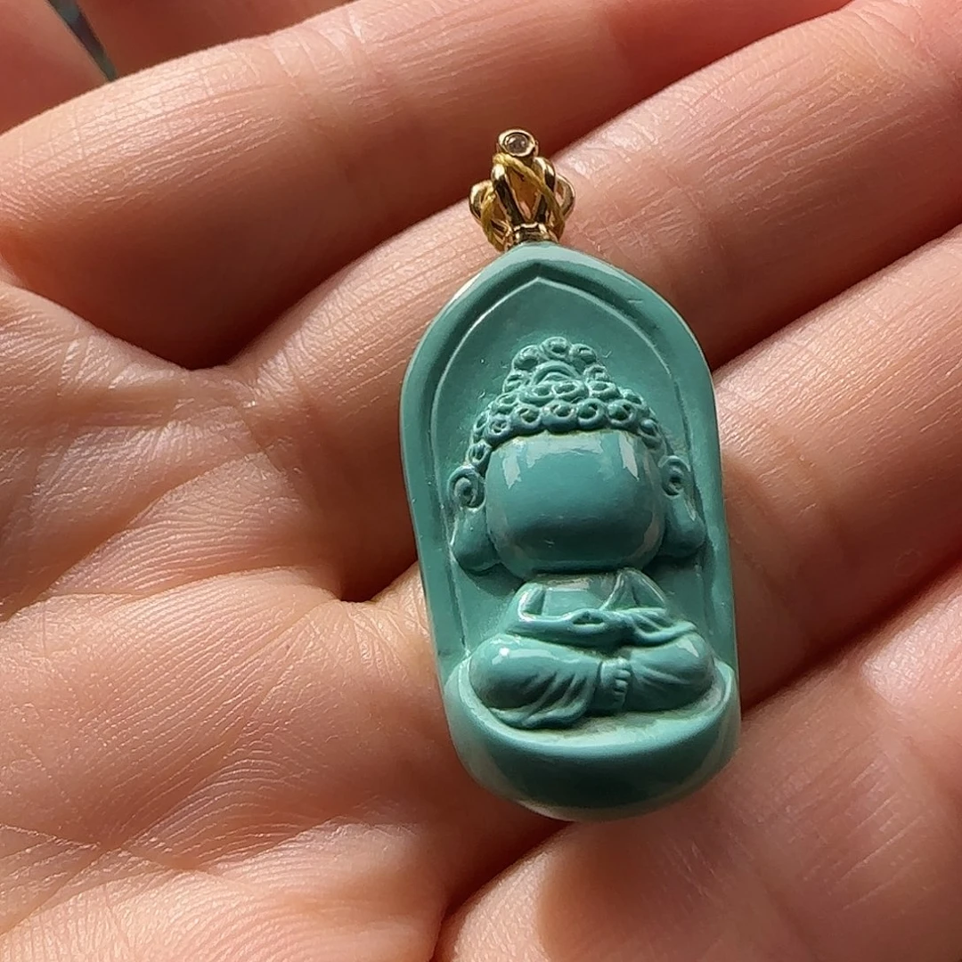 18K金镶嵌绿松石吊坠