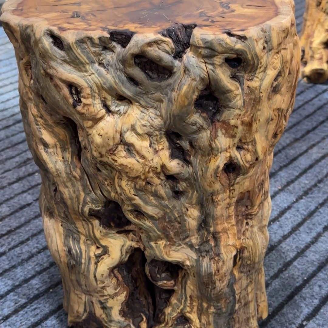 李***柠龙纹鸡心枣木手工艺品