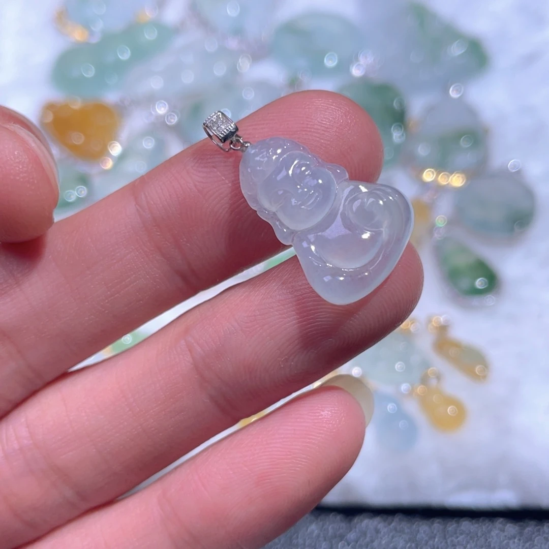 颈饰18K金镶嵌翡翠翡翠