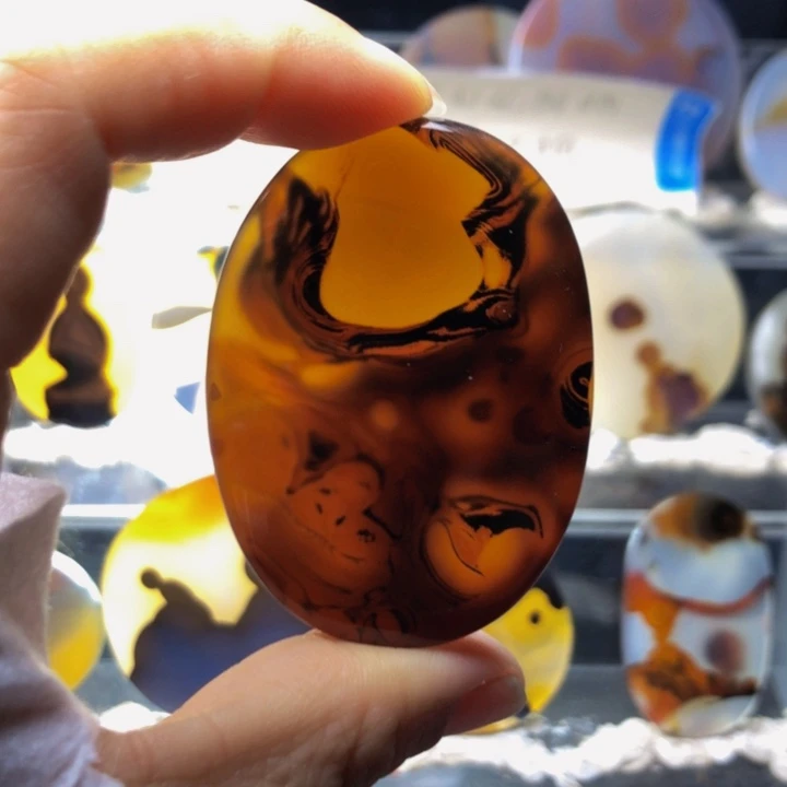 合金玛瑙/玉髓珠宝奇石77