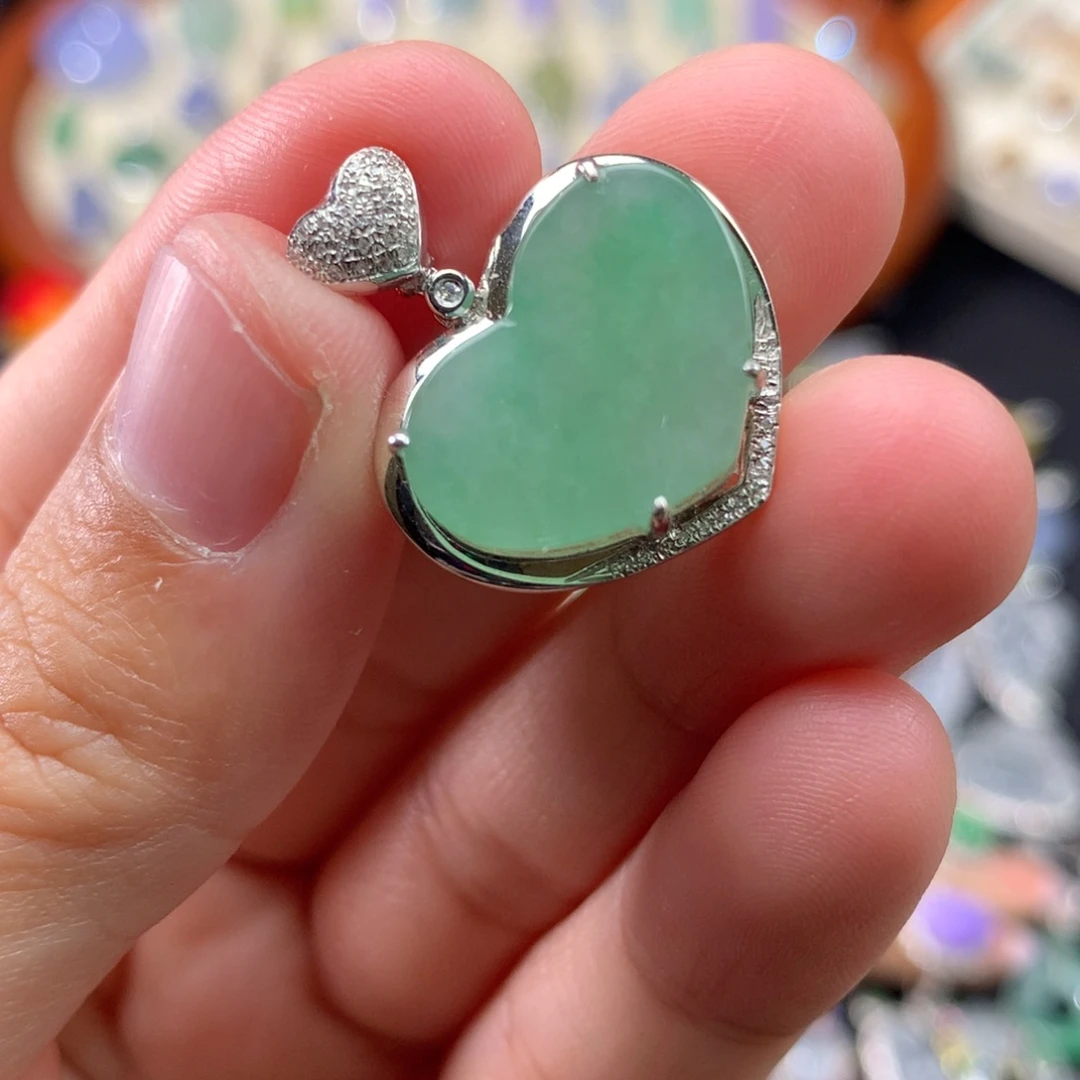 吊坠(不含链)18K金镶嵌翡翠