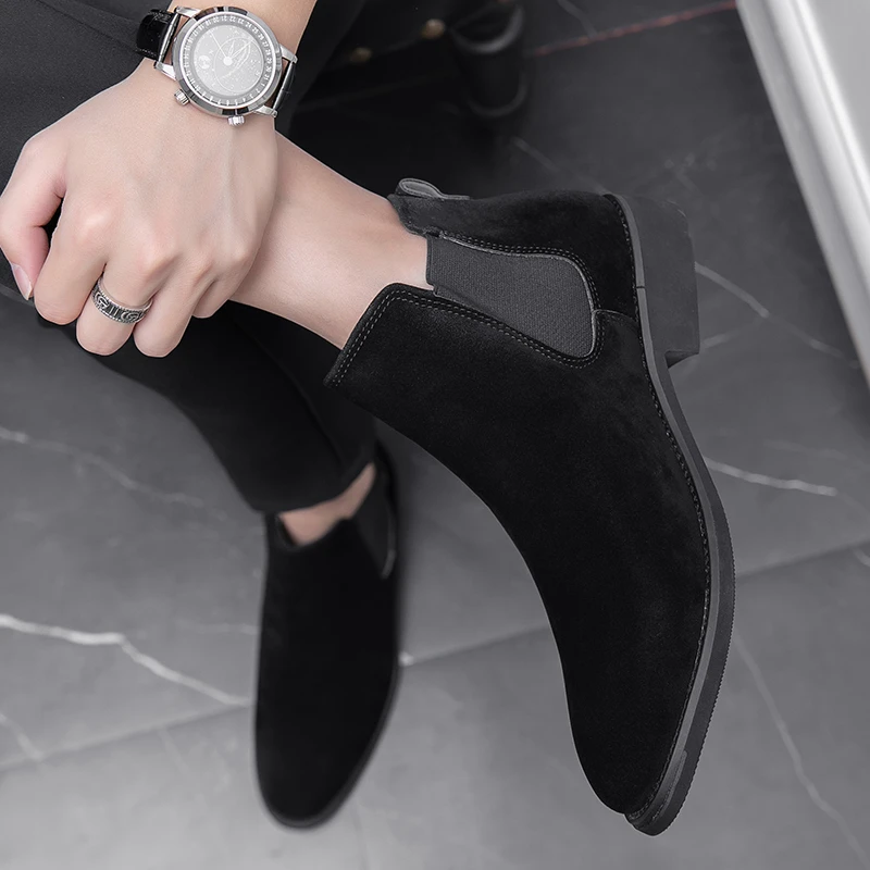 休闲高帮皮鞋英伦秋冬尖头马丁靴潮流百搭内增高发型师切尔西男鞋