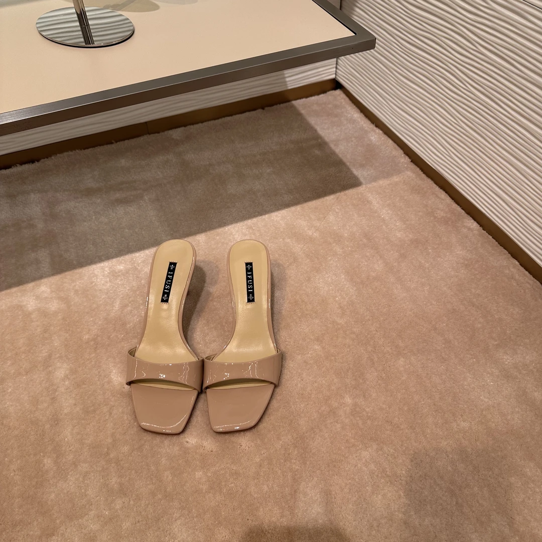 【IFUSI】法式一字拖夏季百搭橡胶大底凉拖鞋高跟鞋087-1