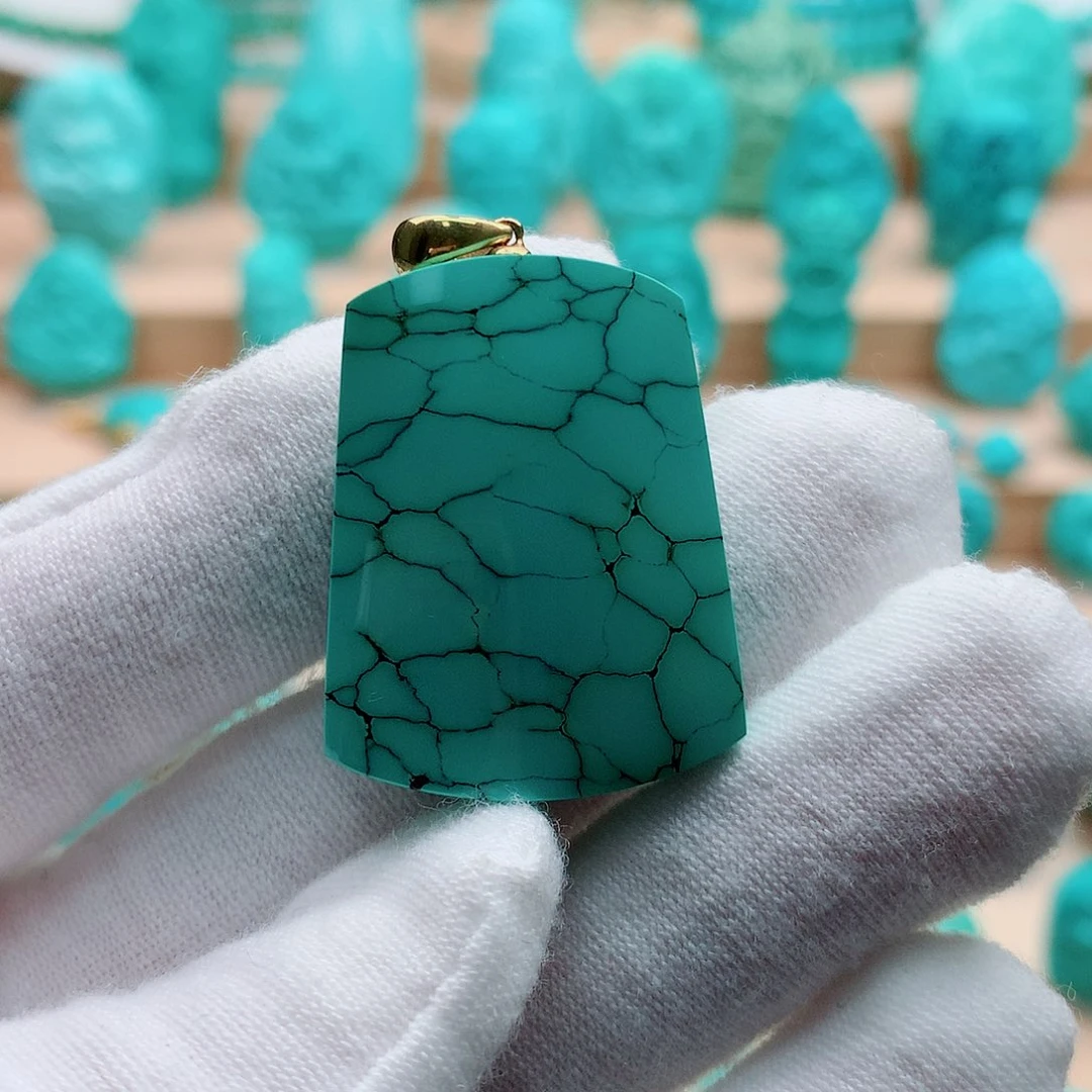 绿松石18K金镶嵌配饰