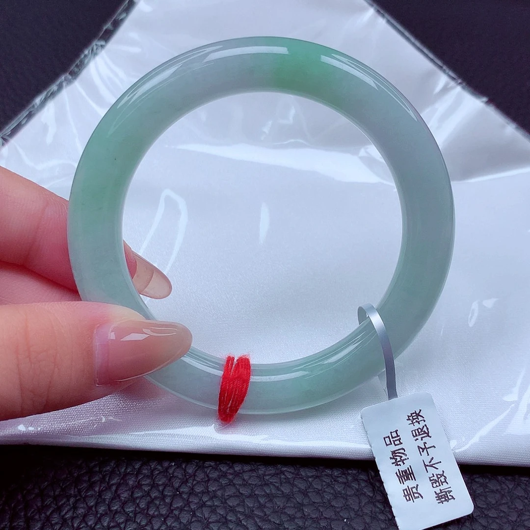 翡翠手镯未镶嵌天然缅甸翡翠A货