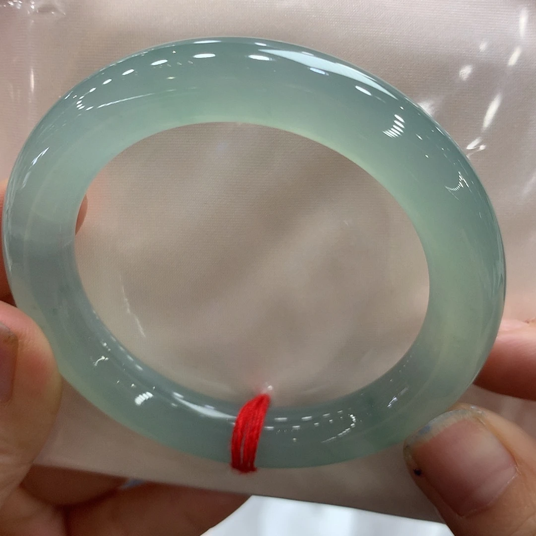 翡翠未镶嵌手镯52圆条