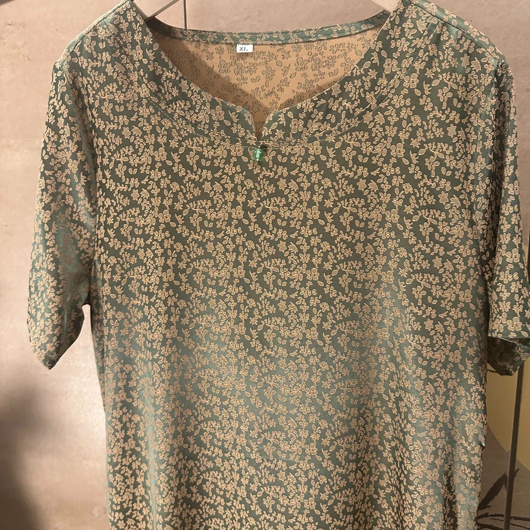 1072-7夏季新款刺绣连衣裙气质妈妈装