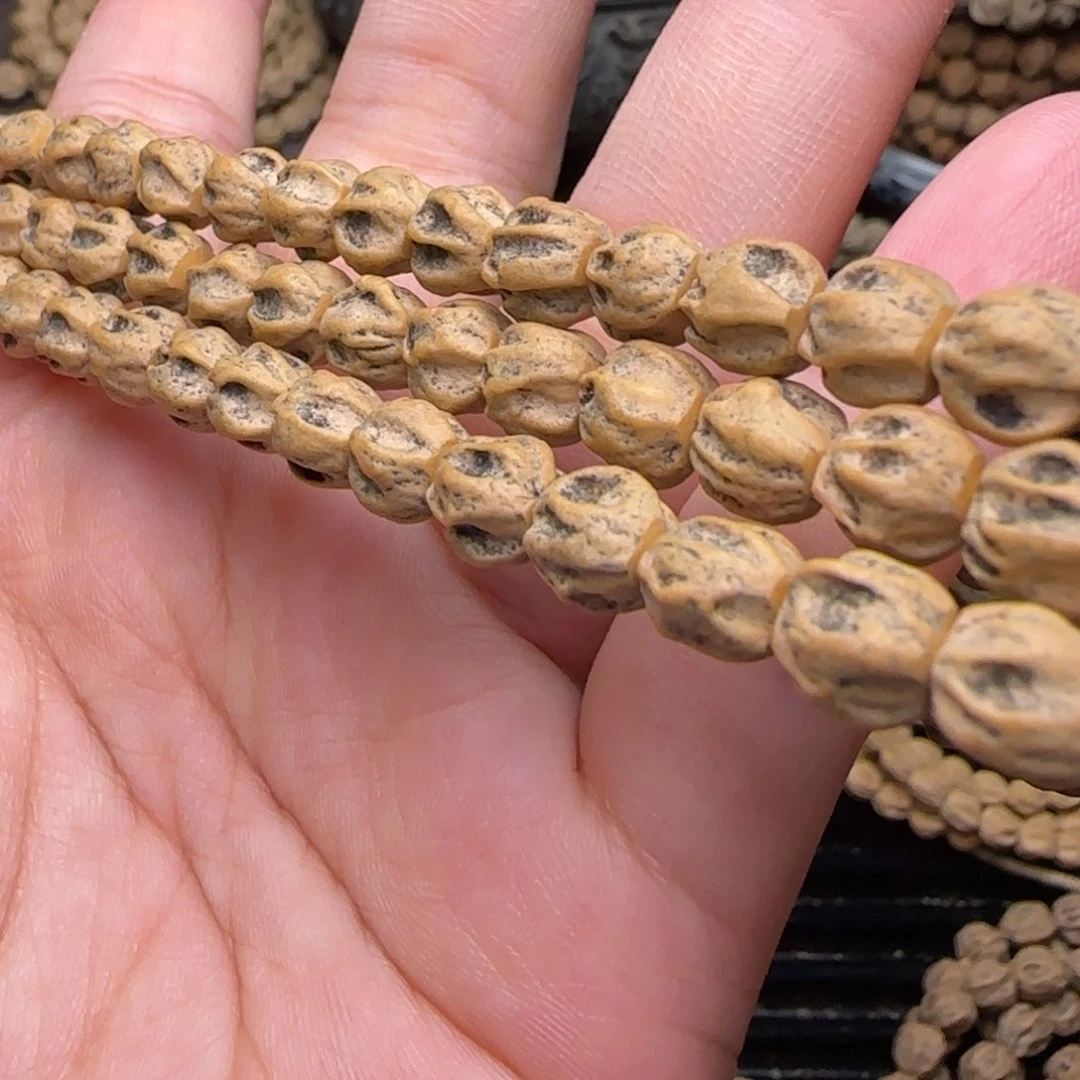 柏香籽/百香籽手串M****e