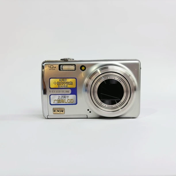 95新 Fujifilm/富士 F75EXR10倍变焦演唱会使用日系胶片风