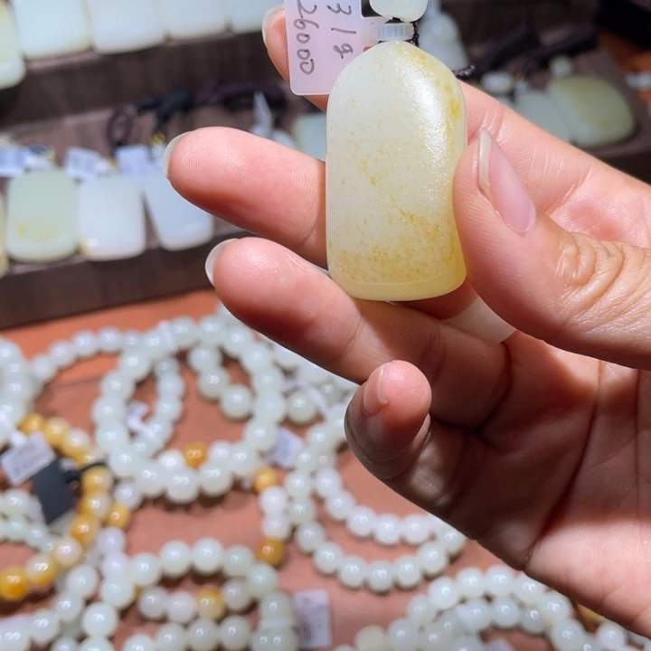 未镶嵌手链和田玉（白玉）