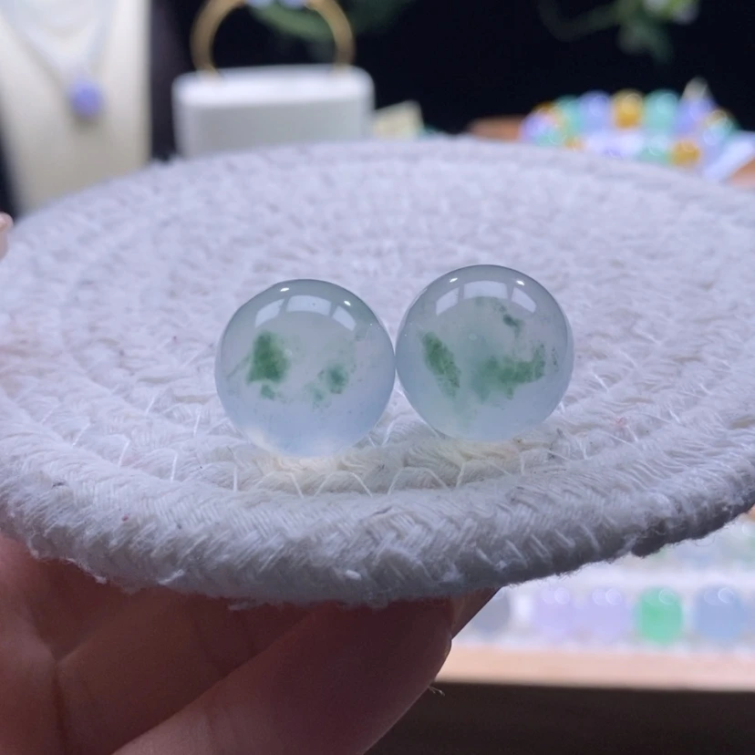 【闪购商品】翡翠颈饰未镶嵌翡翠高冰飘绿花大珠只发一颗