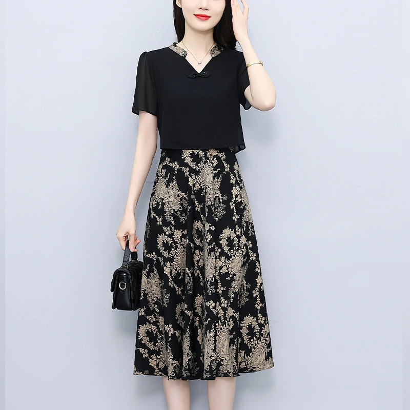 爆款假两件拼接碎花连衣裙女2025新款夏季女装大码气质妈妈裙子