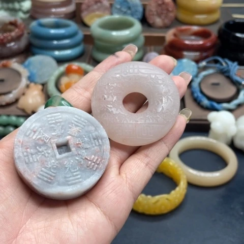 合金石英质玉（黄龙玉）手链凤****?