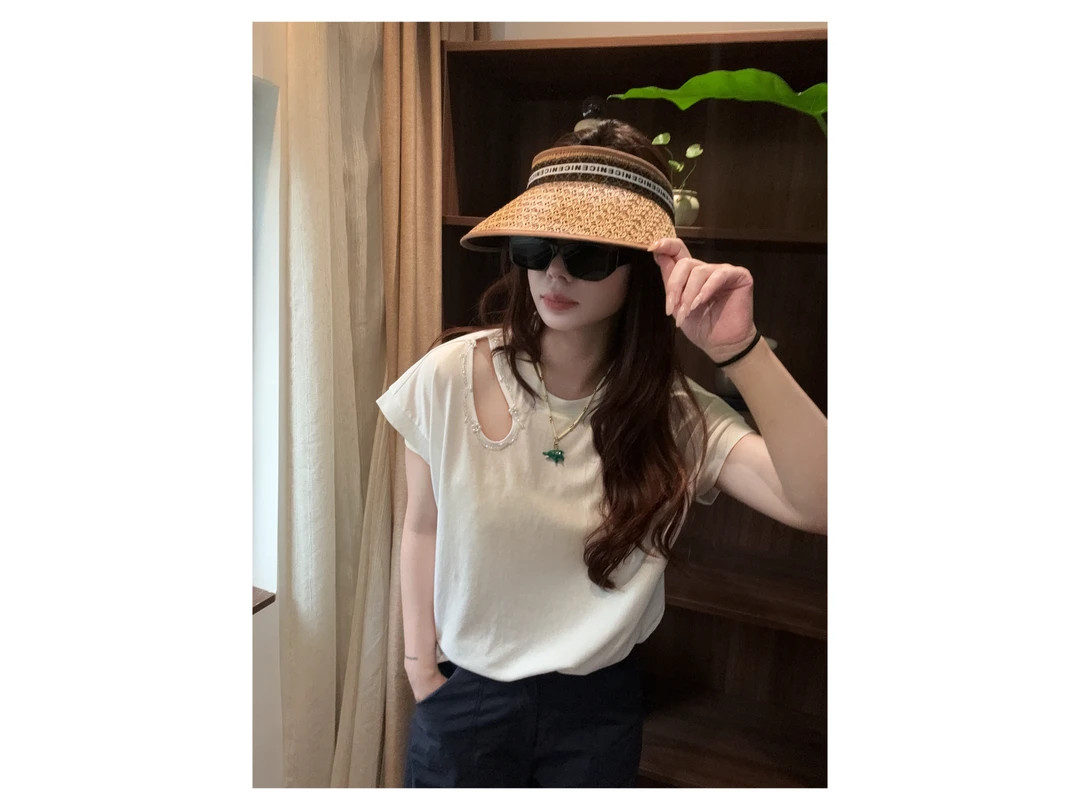 新款“美肩迷人”T恤883#P02730新款高智淡人风气质短袖