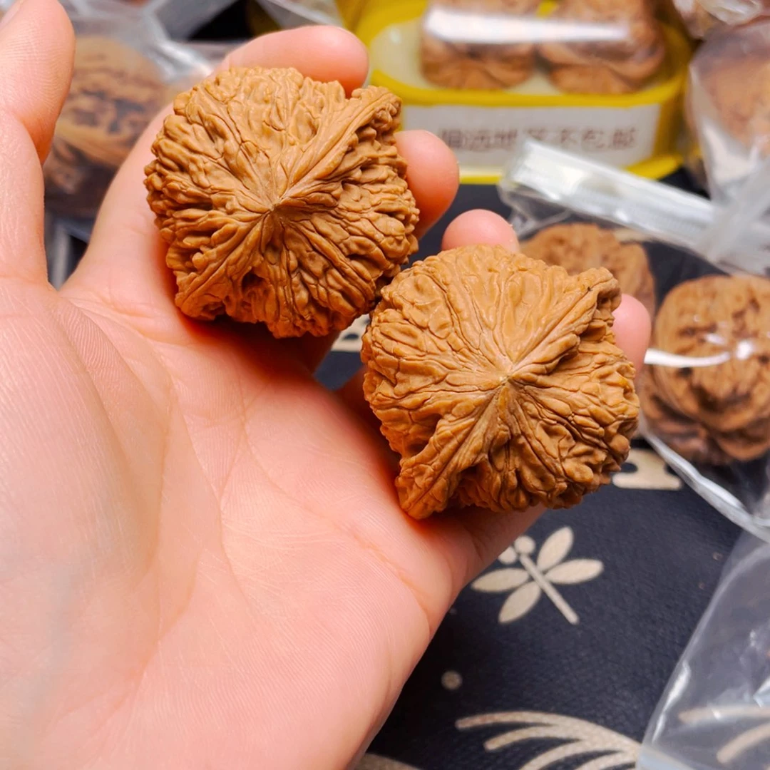 吊坠文玩核桃泥鳅背