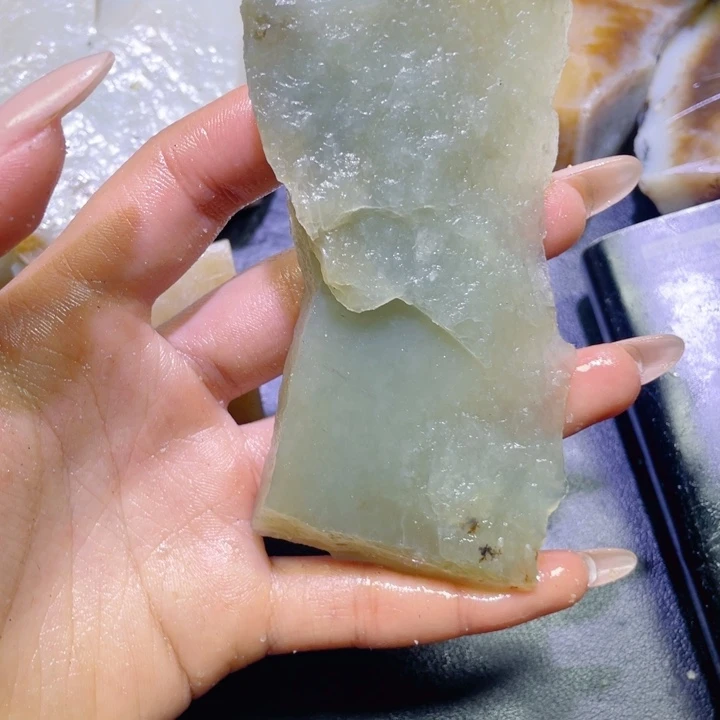 和田玉未镶嵌珠宝半成品