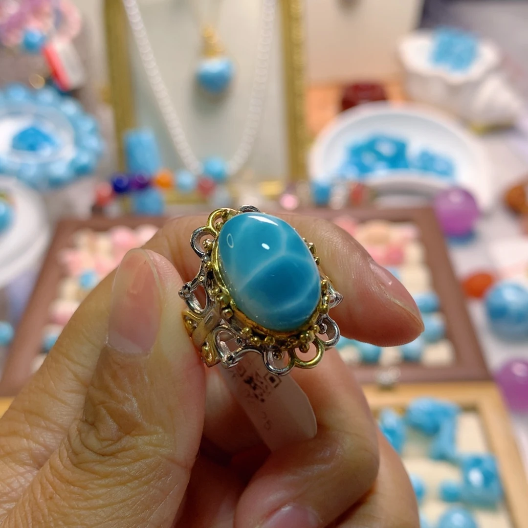 针钠钙石（海纹石）未镶嵌珠宝奇石