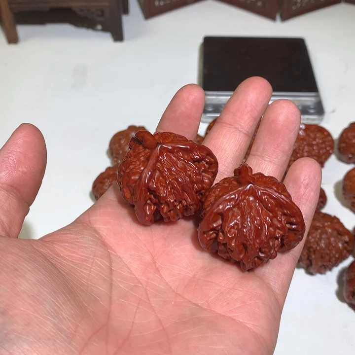 文玩核桃把件林***生盘山9