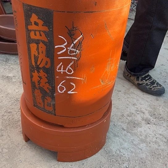 紫砂工艺厂……紫砂工艺厂……