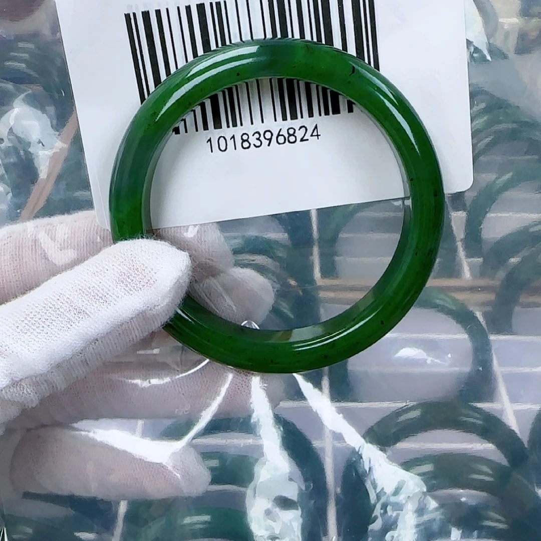 和田玉（碧玉）手镯未镶嵌54