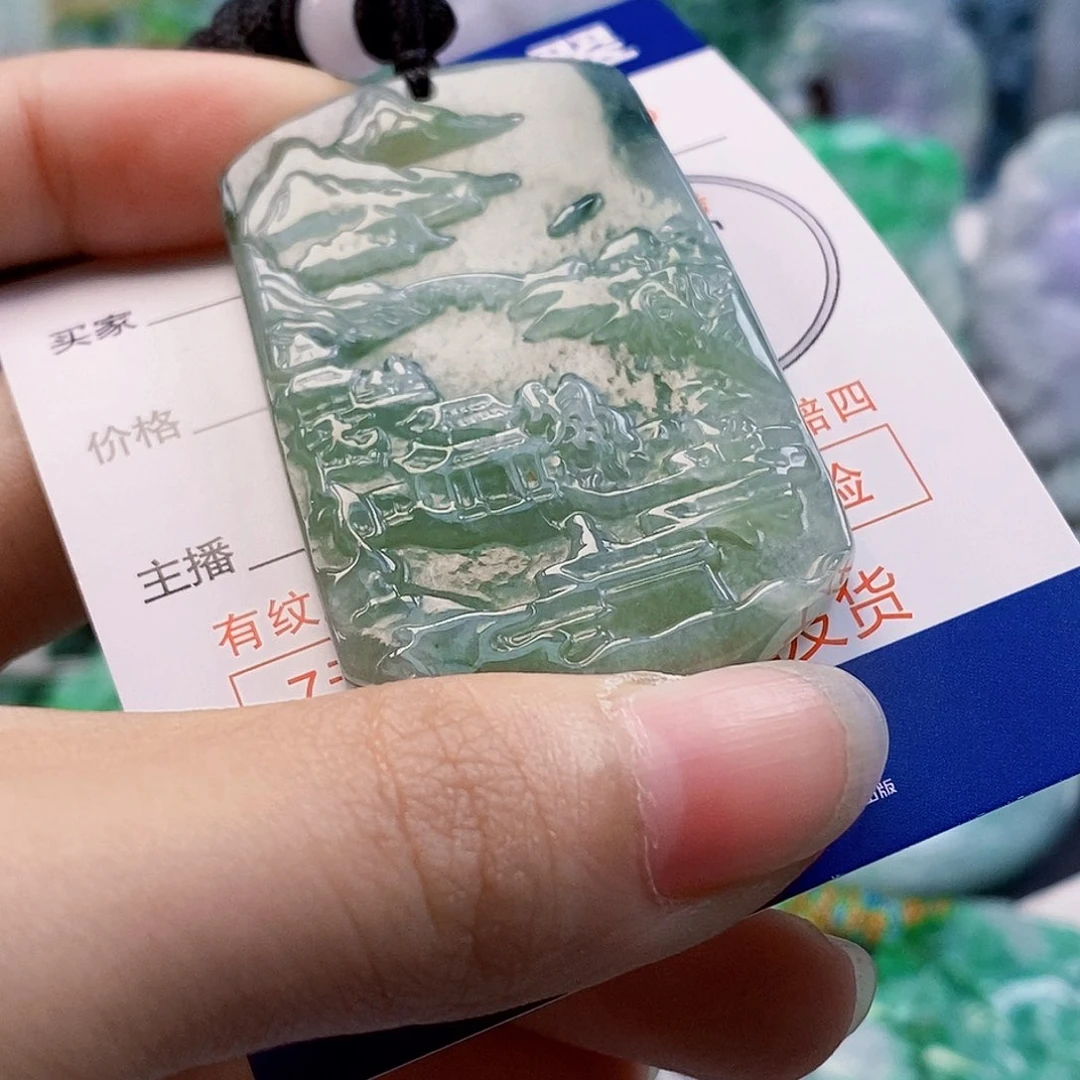 吊坠(不含链)未镶嵌翡翠