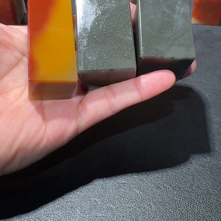 青***房寿山石寿山石马背