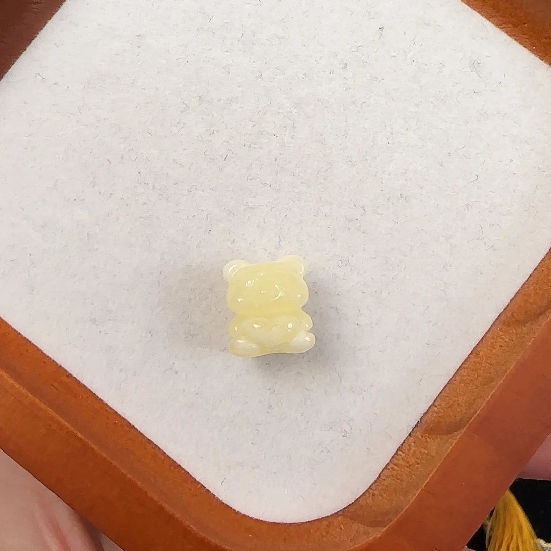 琥珀珠宝奇石未镶嵌小***?