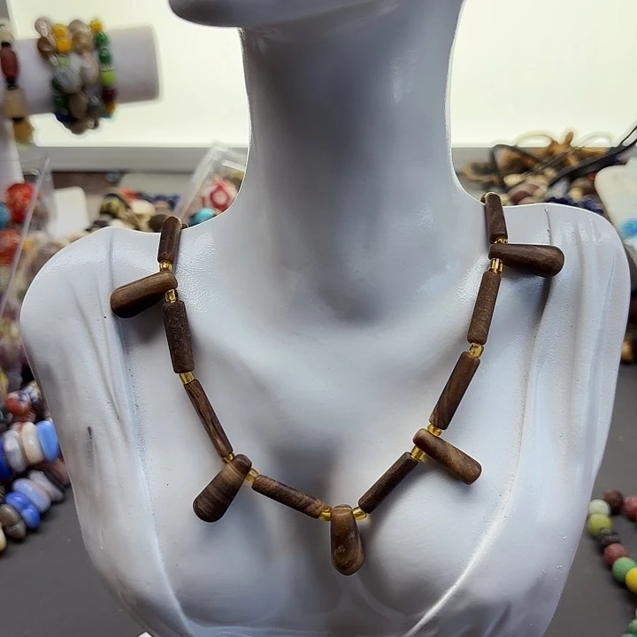 颈饰琉璃琉璃琉璃阿福