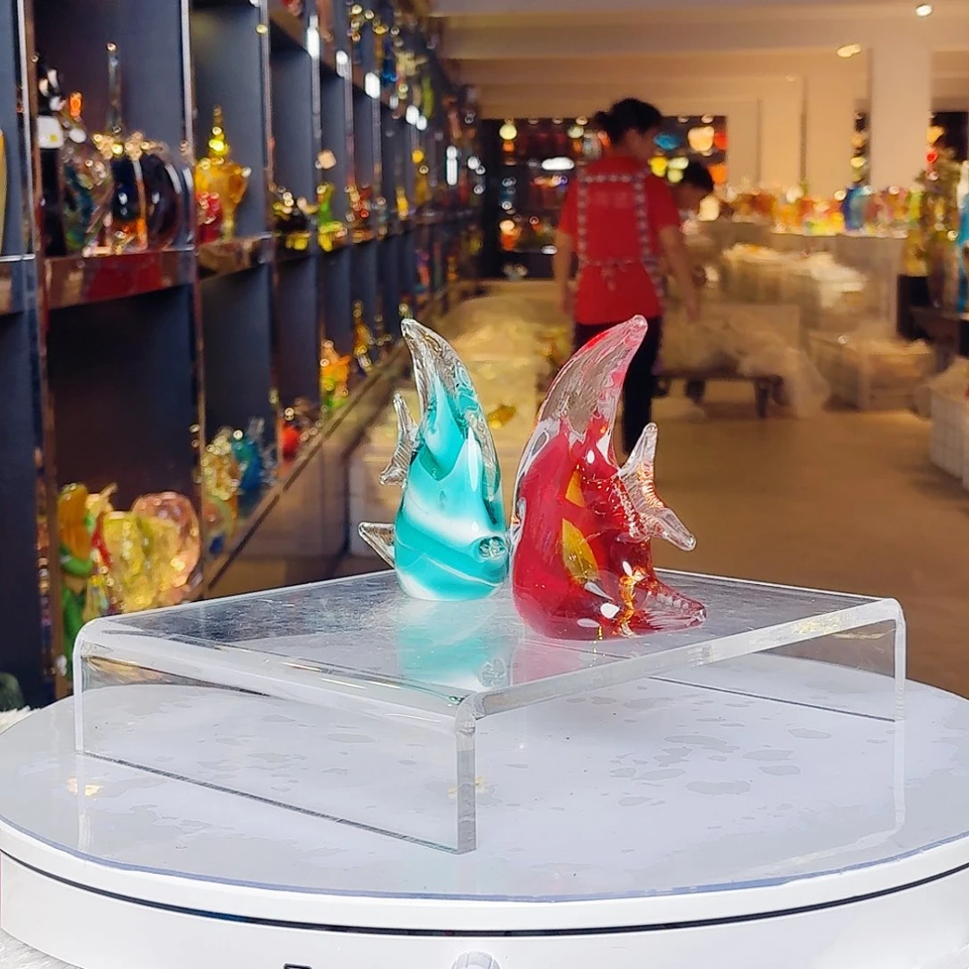 琉璃手工艺品琉璃岛上有个叫小白