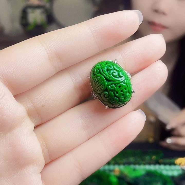 翡翠银S925镶嵌颈饰多样性