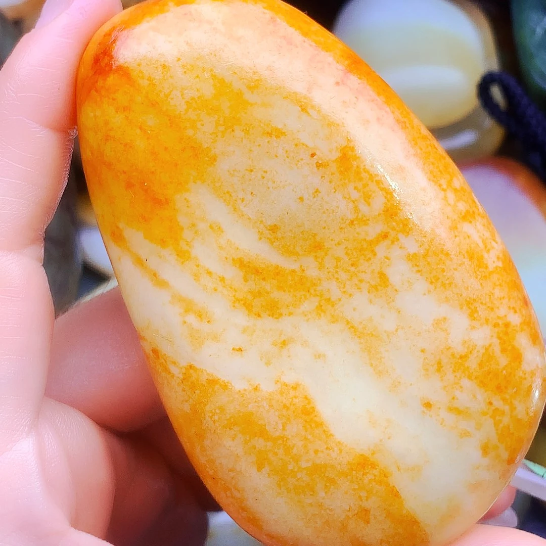 未镶嵌和田玉（糖玉）把件