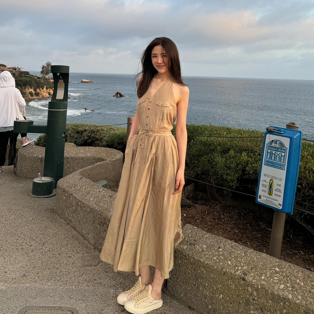 ROMI STUDIO“复古优雅”莫代尔混纺度假风挂脖连衣裙 RWCSLG1492